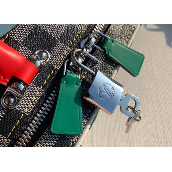 Single Strap Square Leather 20cm Womens Travel Handbag For Ladies