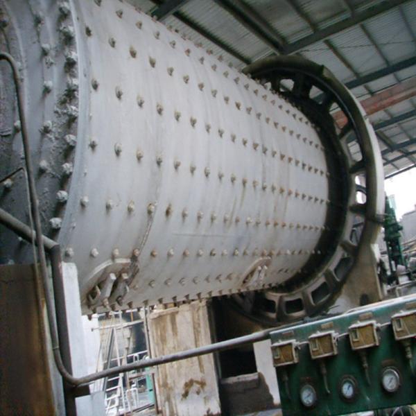 Heavy Duty Gold Ore Ball Mill 20r/Min-22r/Min Rotational Speed For Grinding