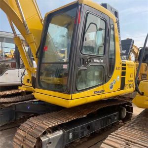 12000kg Operating Weight Used Komatsu Excavator With 8800kN Bucket Digging Force