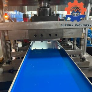 100mm Shelves Box Panel Roll Forming Machine 200mm Automatic Adjustable Storage