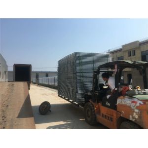 chain link temporary construction fence panels 6FT X 10F Mesh 2 3/8 " x 2 3/8" (