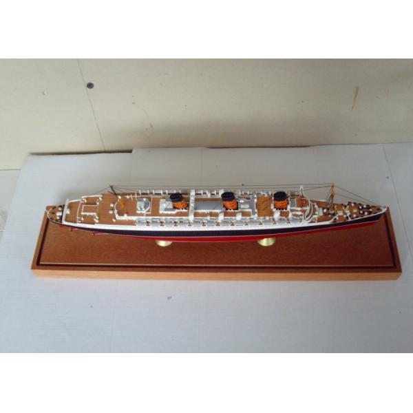 Quality Scale 1:900 High End Queen Mary Model , Handcrafted Model Ships For Anniversary Collection wholesale