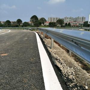 Anti-corrosion Customized Steel Guardrail for Highway Traffic Barrier System
