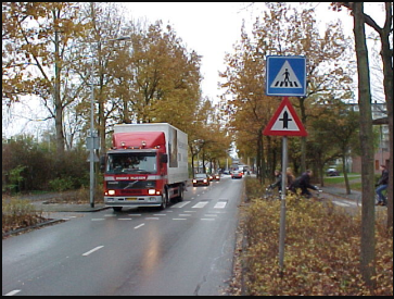 Outdoor Solar Powered IP65 3W Zebra Crossing Warning Sign Aluminum