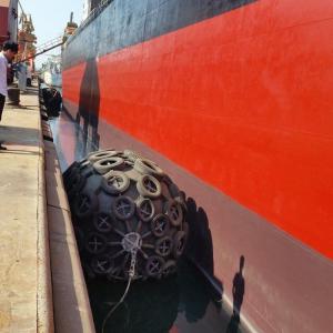 Dock Floating Yokohama Pneumatic Rubber Fender Iso17357 Standard