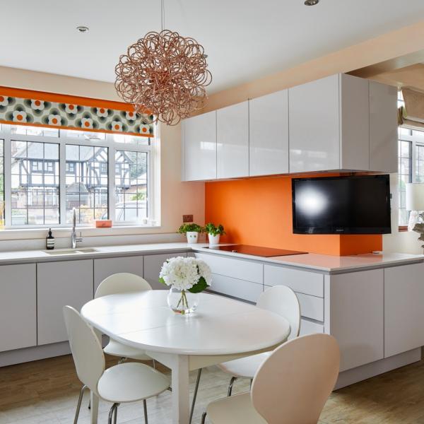 Quality Factory Customized Design Modern Style Kitchen Cabinet White Kitchen Furniture wholesale