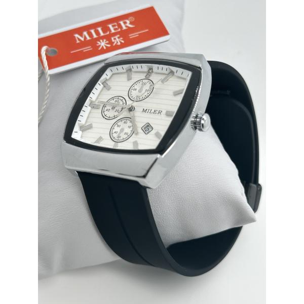 Quality Comfortable Quartz Wrist Watch Luminous Sleek Design Quartz Timepiece wholesale