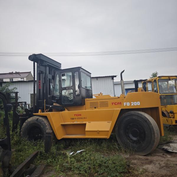 Used Japan Original TCM 200 20Tons 3Meters Diesel Forklift