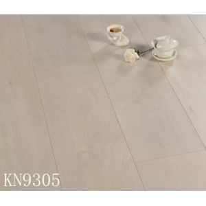 Engineered MDF HDF Laminated Wooden Flooring Soundproof Waterproof