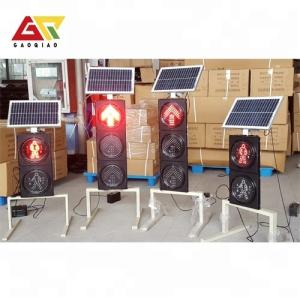 Solar LED Traffic Lights Light Mounted On Traffic Light Pole Wireless Control