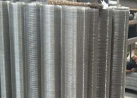 Silver Galvanized Wire Mesh Fence Panels High Temperature Performance