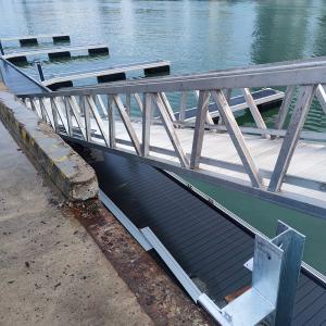 PVC Marine Aluminum Gangways Aluminum Alloy Structure Movable Approach Bridge