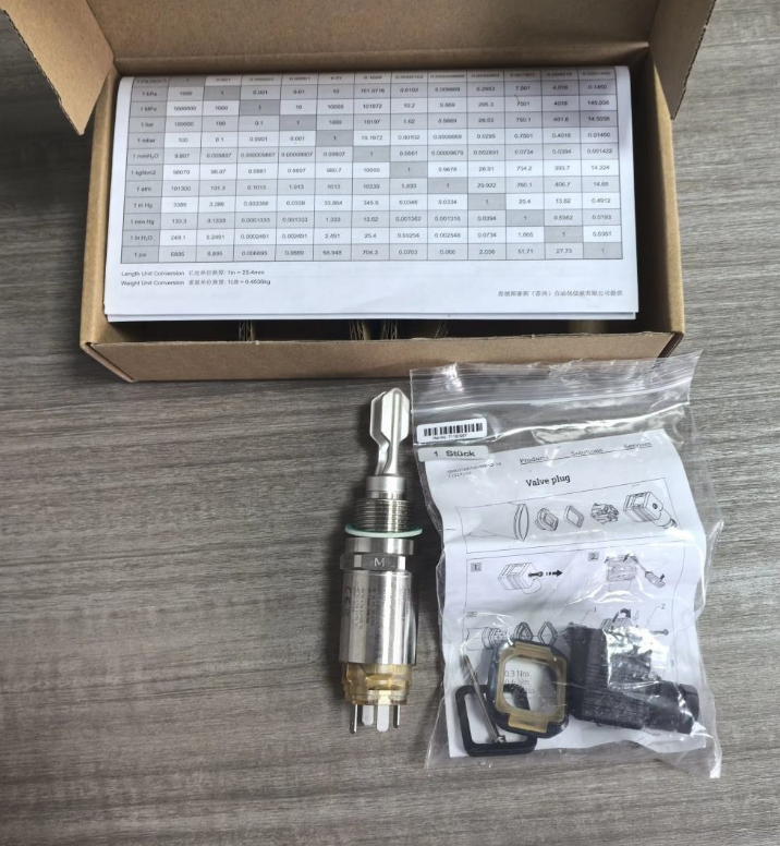 Endress+Hauser Liquiphant FTL31 Level Detection Switch with 20-253V AC/DC 2-wire