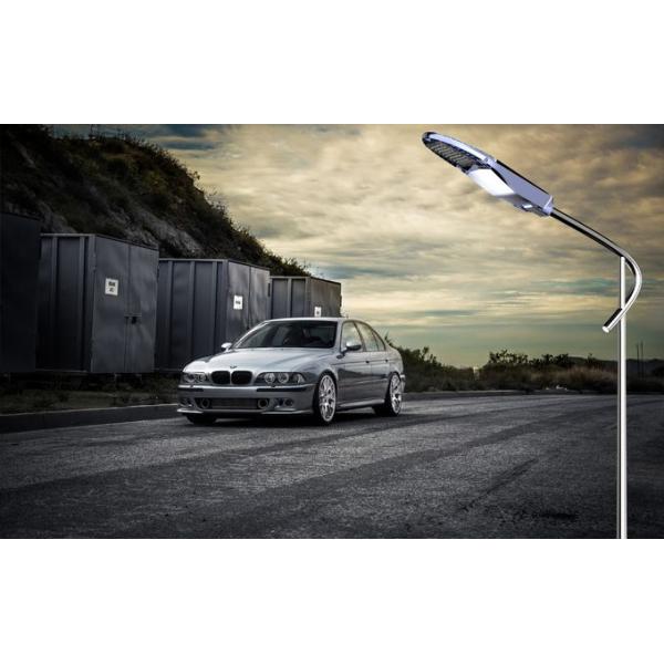 IP66 IK10 160LM/W 150W Petrel LED Street Light smooth aluminium housing 10KV SPD 5 years warranty 4