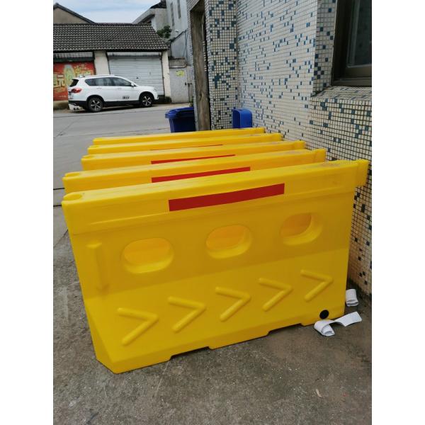 Rotational Roto Molded Products Road Barrier 1350x750mm 3 Holes