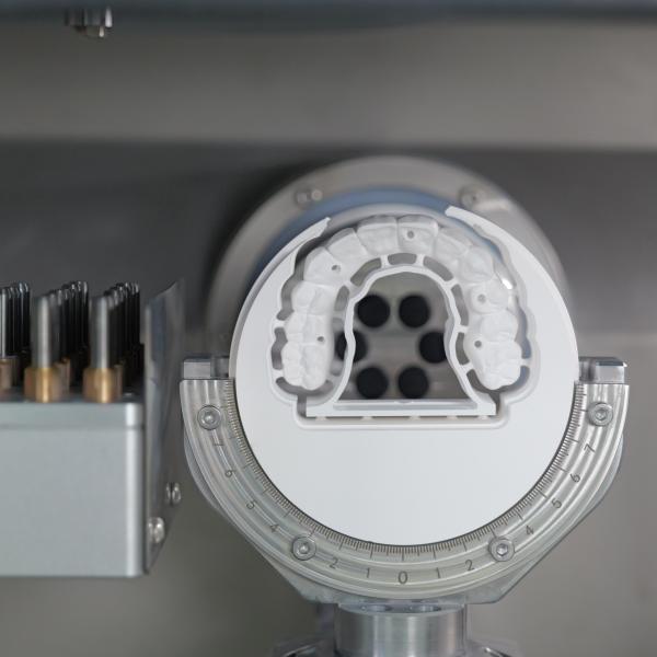 Quality Yucera Dental Laboratory Workflow with Our Versatile and User Friendly Bench Top Design Milling Machine for Metal and Zirconia wholesale