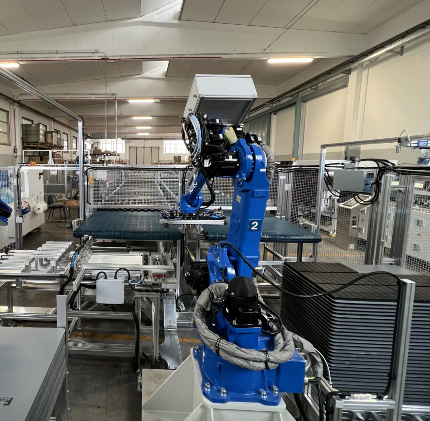 YASKAWA GP180 6 Axis Industrial Programming Robotic Arm No Teaching Required