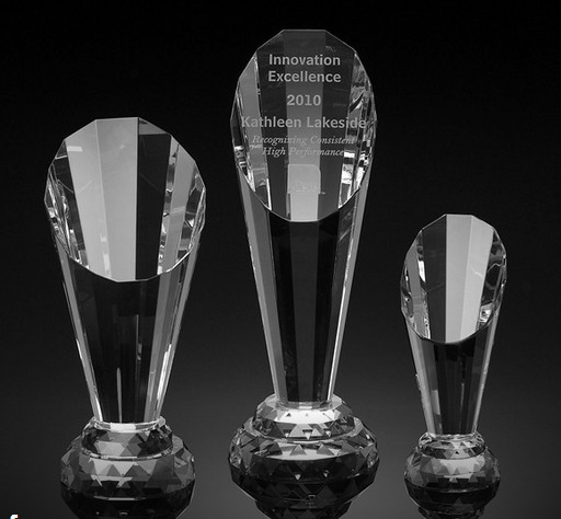 Quality spotlight crystal award/2d laser engraving crystal trophy/3d laser engraving blank crystal wholesale