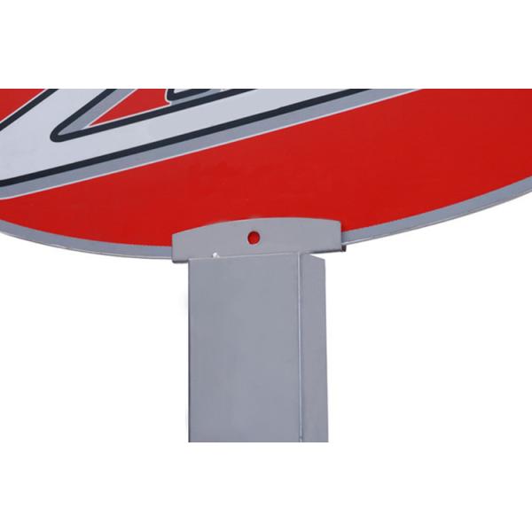 Demountable Clothing Display Racks Football Helmet Display Stand Metal For Stores