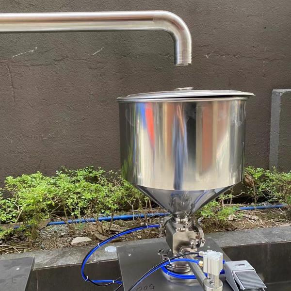 Pneumatic Horizontal Cream and Liquid Filling Machine Cosmetic Filling Machine Sauce Filling Machine