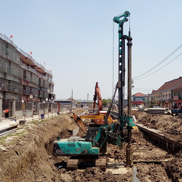 Max. crowd pressure 80 kN.m Crowd Pressure 28m Depth Bored Pile Drilling Machine