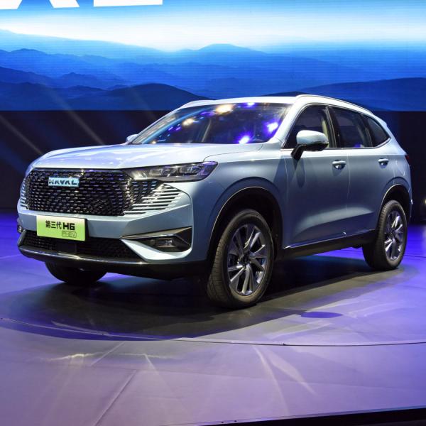 Cheap and best-selling Haval SUV sales champion H6 hybrid white blue gray in
