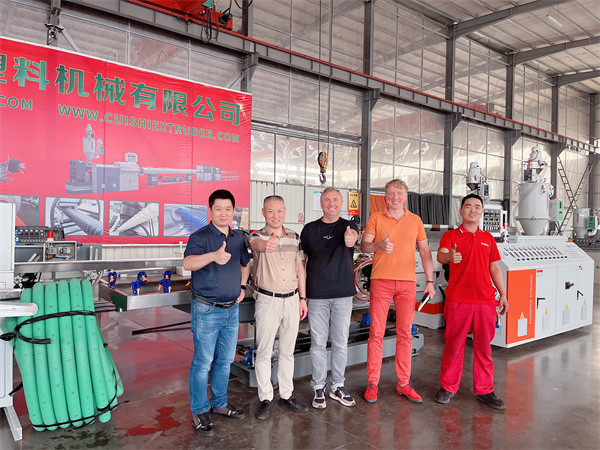 SGS Corrugated Plastic Pipe Manufacturing Machine Double Wall Corrugated Pipe Extrusion Line