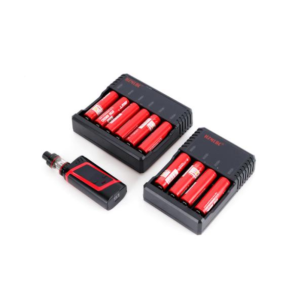 Standard Use Universal 18650 Battery Charger With US / EU / UK Plug OEM / ODM