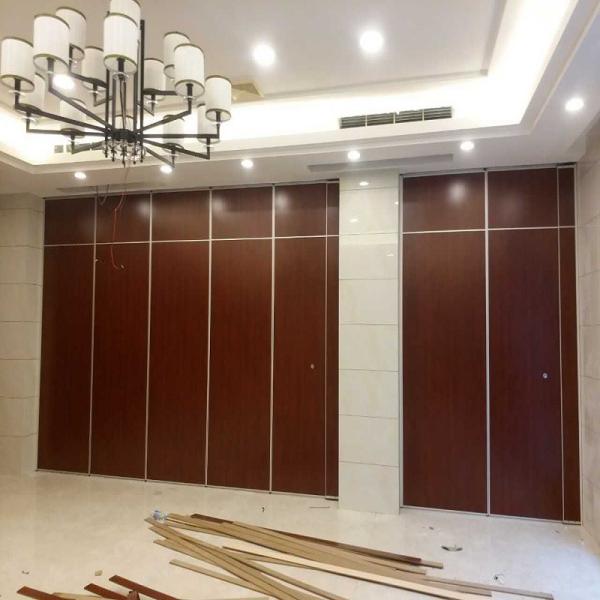Banquet Hall Movable Sound Proof Partitions Floor To Ceiling Folding Partition