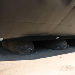 China Professional Marine Rubber Airbags for Ship Launching Landing Lifting