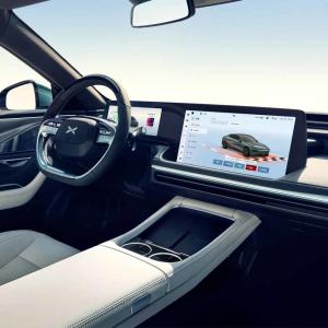 100% New Xiaopeng P7 480Km Range High Speed Luxury Electric Vehicle 170km/H