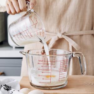 Kitchen Baking Glass Measuring Cup With Red Graphics Microwave And Oven