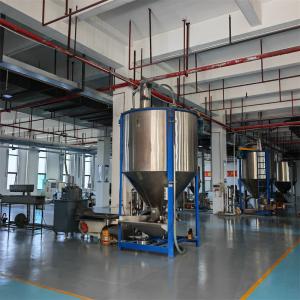 Plastic Mixing Dryer Mixing Machine With 3.75 -7.5KW Motor Driven Screw