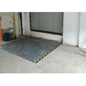 Forklift Loading Warehouse Hydraulic Dock Lift Use Schneider Control System