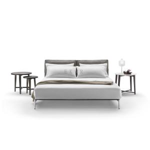 China Leather Upholstered Modern Design King Size Bed on sale