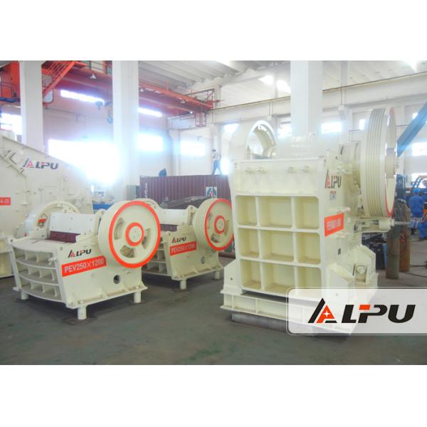 Customized Design Stone Crushing & Screening Plant , Gravel Crusher Machine