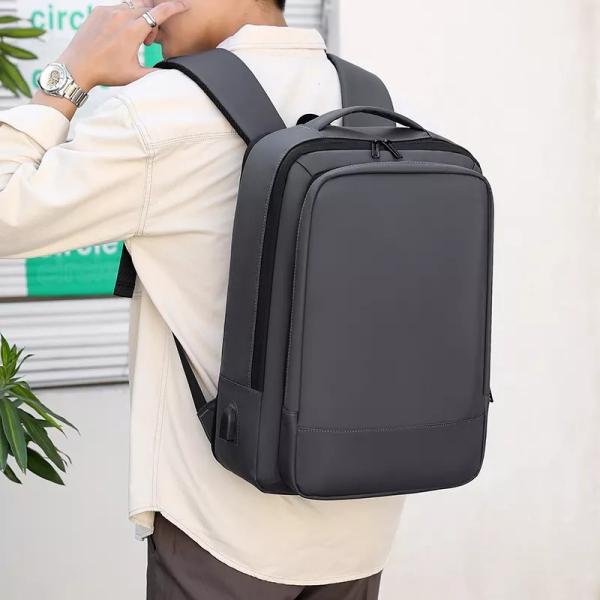 15.6" Business Laptop Backpack With Phone Charger 12.6Litre For School Travel