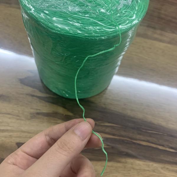 0.75-1.5g/M Twisted Virgin PP Raffia Tomato Tying Twine Vineyard UV Treated