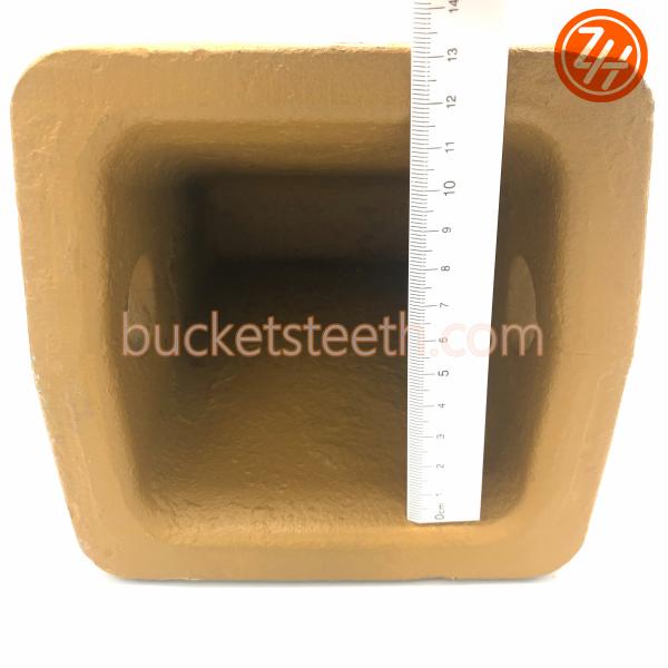 Mini Excavator Bucket Teeth 7J9552 , HRC 48 Mini Digger Bucket Teeth