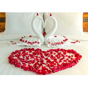 Silk Polyester Fabrics Artificial Rose Petals For Decoration Non-Toxic
