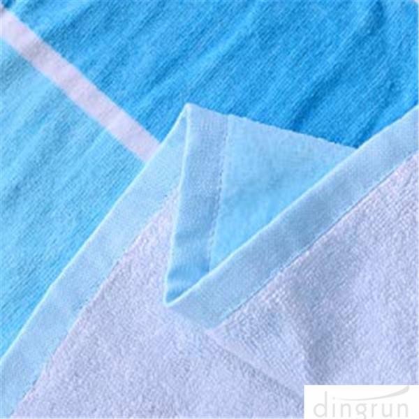 100% Cotton Soft Beach Towel Pool Towel Gradient Blue Striped Towel Bath Towel