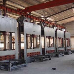 Exotic Engineered Maple Figured Wood Veneer X6223 Irregular Texture Dyed Grey