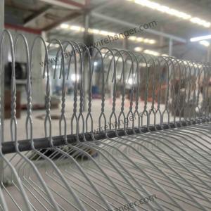 Non-slip Design Dry Cleaner Hanger with Customized Box Design and Gross Weight