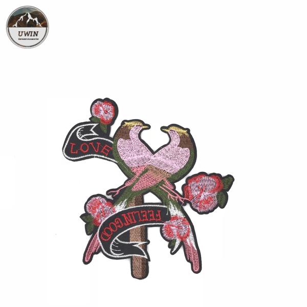 Quality Pink Loving Bird Iron On Patches Elegant Cartoon Animal Design Customized Logo wholesale