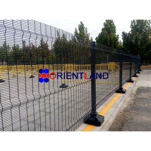 PVC Coated 358 High Security Mesh Fence Anti Climb Mesh Fence 8gauge 4.0mm