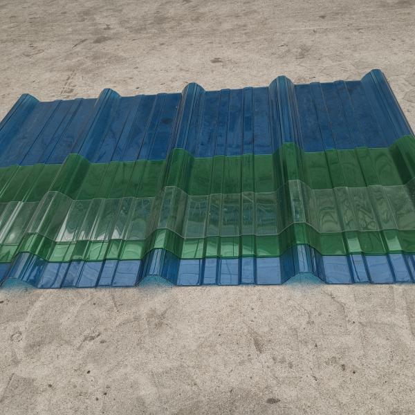 Quality Enhance Your Outdoor Space with green Plastic Polycarbonate wave tile   Weather-Resistant and UV-Protected Material wholesale