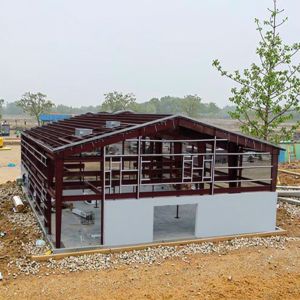 Modern Design Style Prefabricated Structure Warehouse With Roof Cladding Of EPS/Rockwool/Fiberglass Wool/PU Sandwich Panel