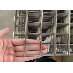 China 4x4 Galvanized 6mm Stainless Steel Welded Wire Mesh Panel on sale