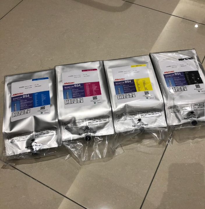 2000ML 2L Eco Solvent Ink With Chip BS3/BS4 MIMAKI JV33-130BS Solvent Based Ink