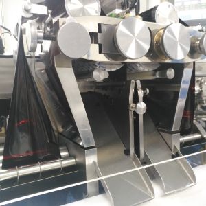 Cheap Automatic Paintball Encapsulation Machine Precise Control System 8000 - 32000 / H for sale